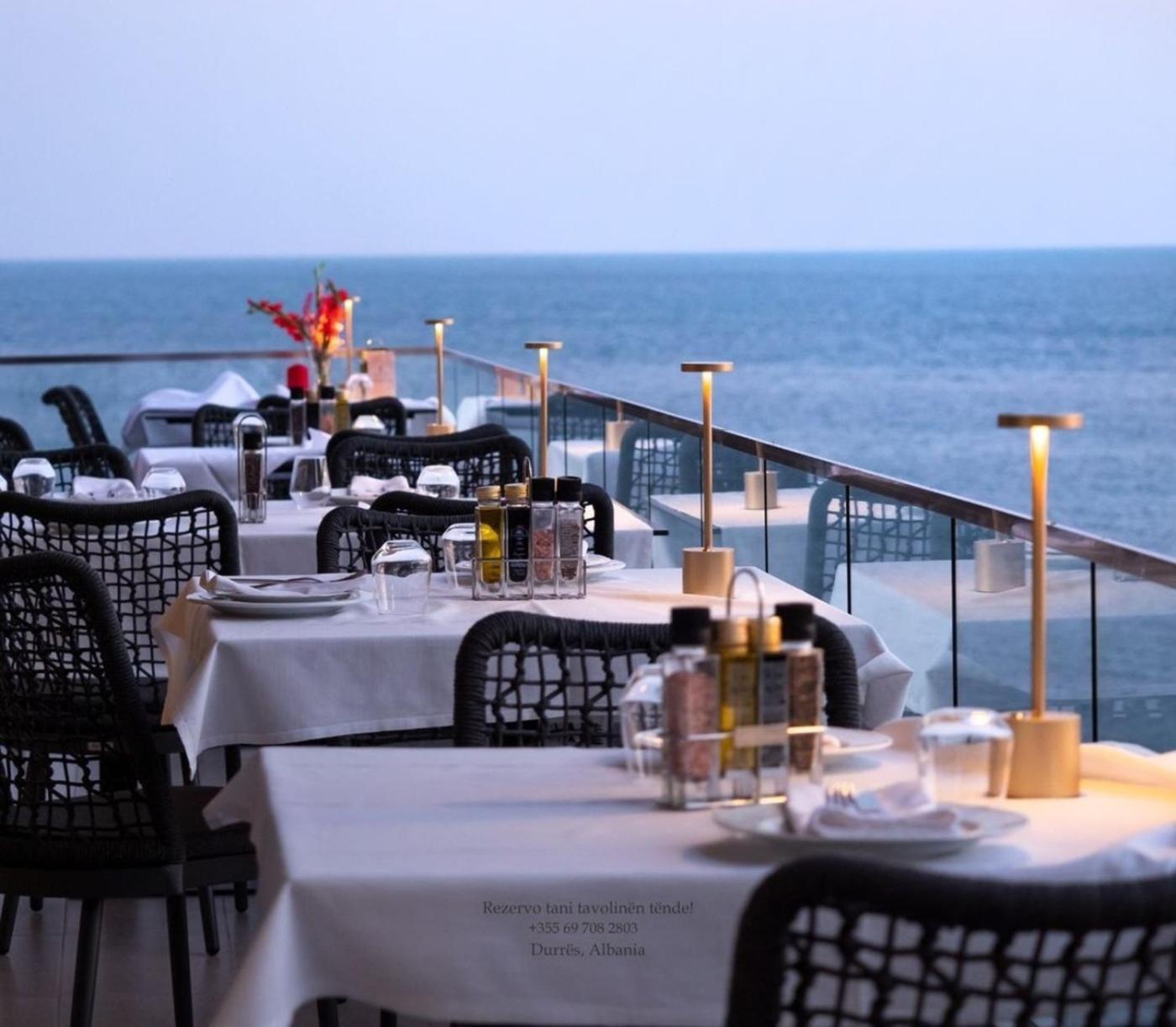 Sea View Apartments Durrës Kültér fotó